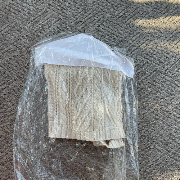 Ann Taylor cable knit sweater M - Picture 7 of 8